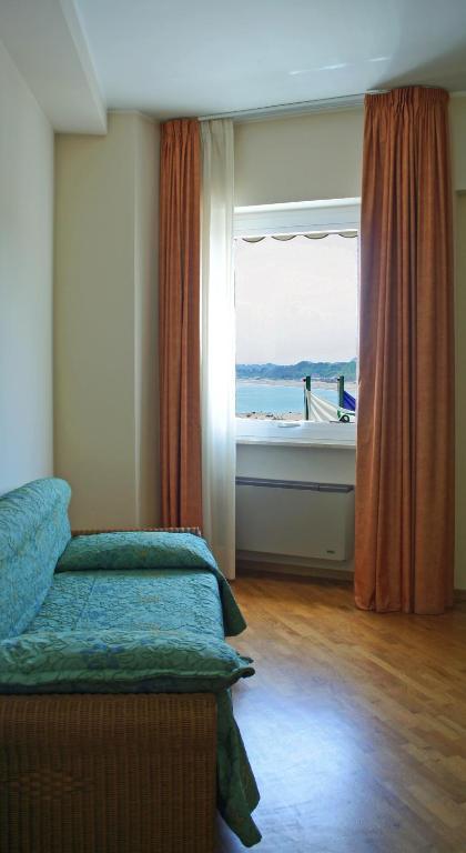 Hotel Scogliera Numana Szoba fotó